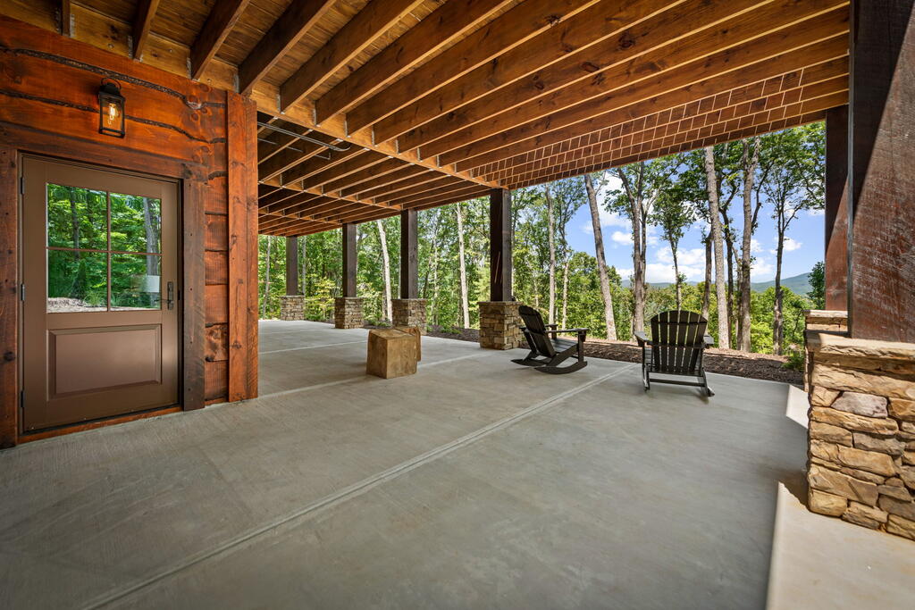210 Hemptown Overlook