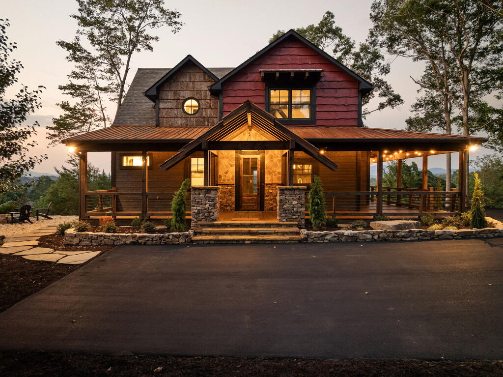 13 Hope Drive