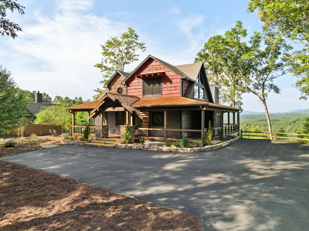 13 Hope Drive