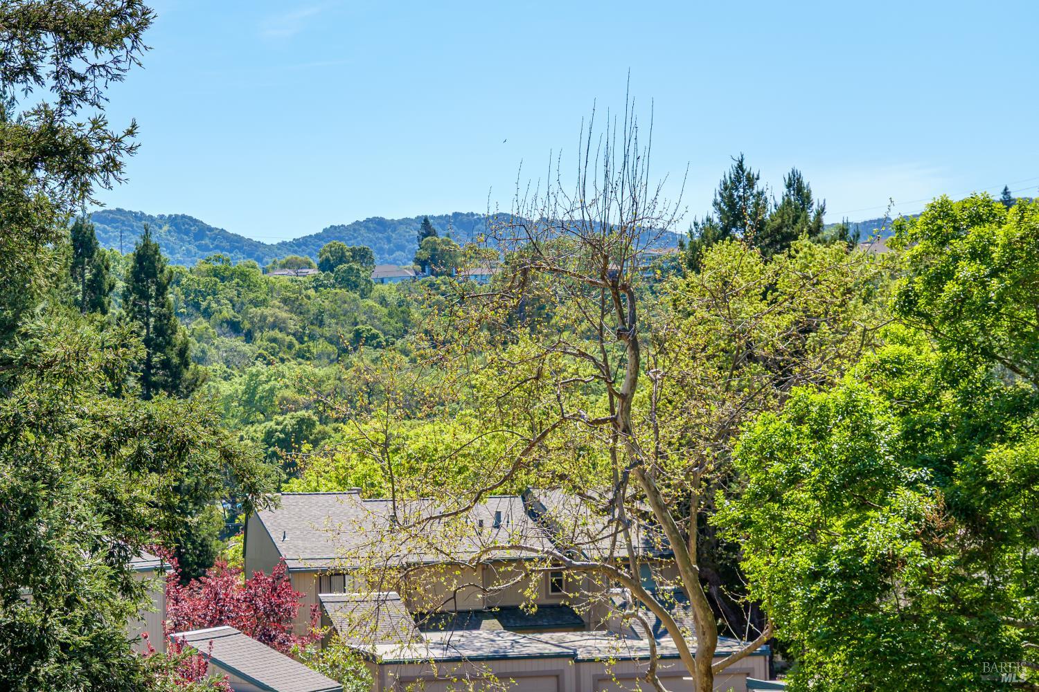 27 Mariposa Lane