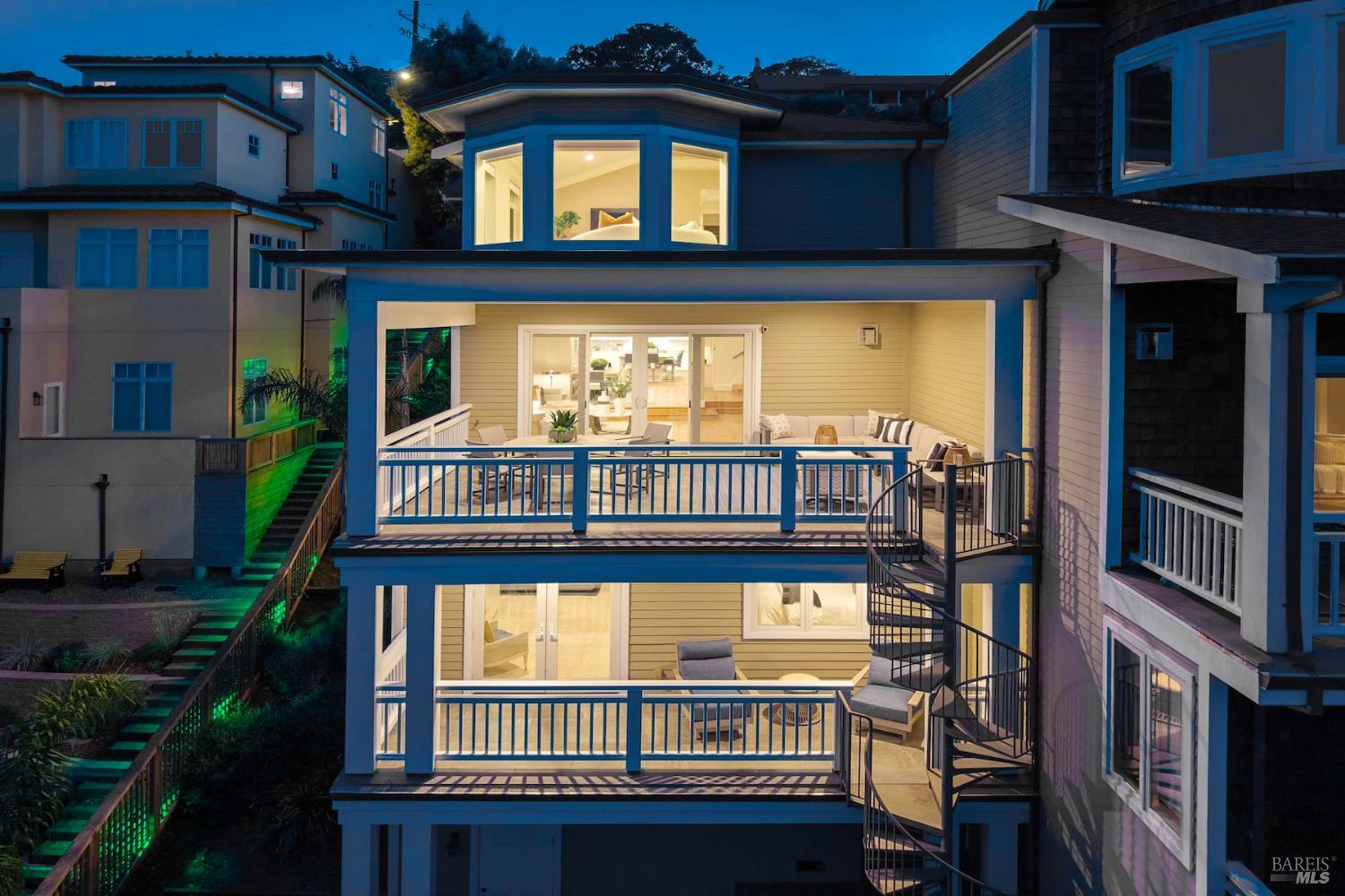 98 Harrison Avenue