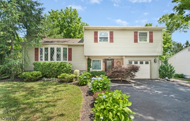 37 Concord St