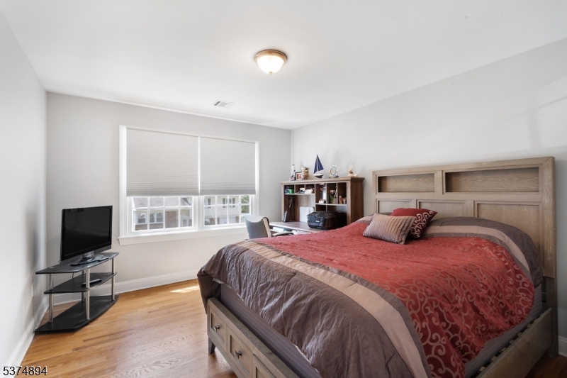 11 Oleander Way
