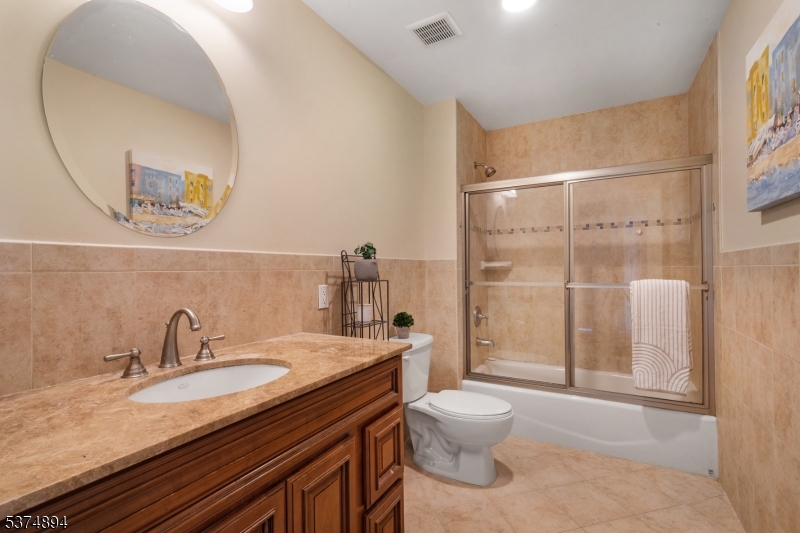 11 Oleander Way