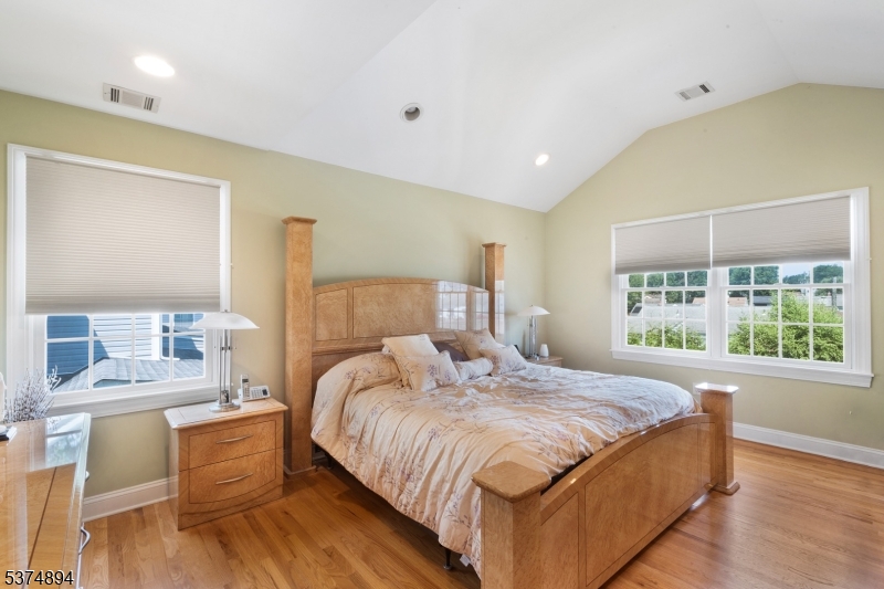 11 Oleander Way