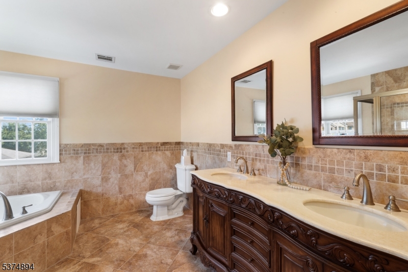 11 Oleander Way