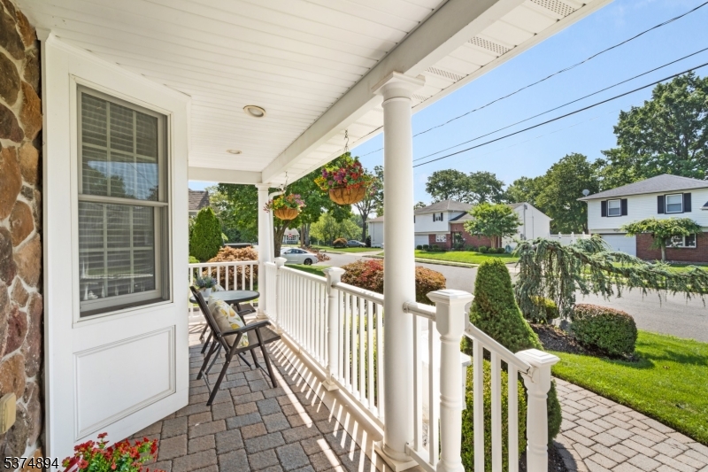 11 Oleander Way