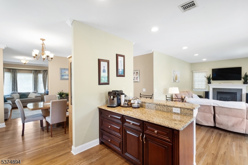 11 Oleander Way