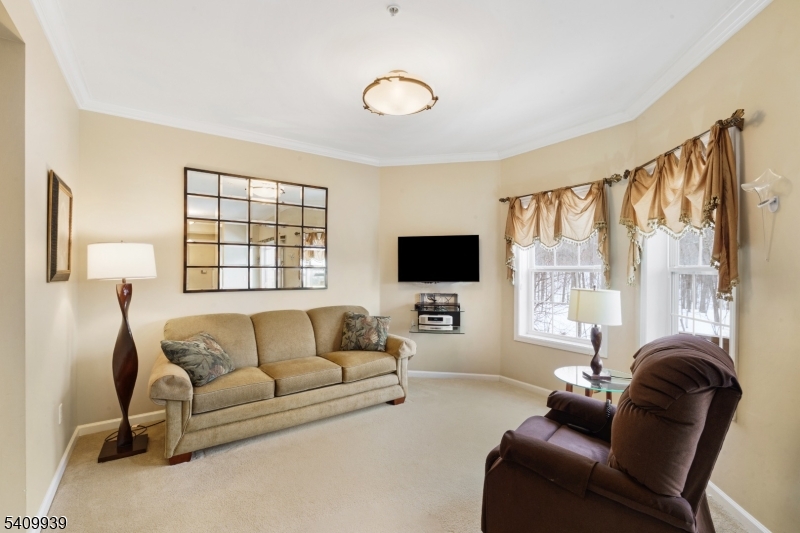 375 Rifle Camp Rd 307