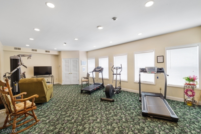 375 Rifle Camp Rd 307