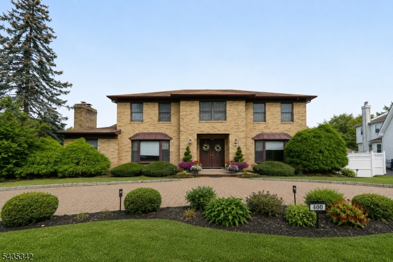 400 Madison Hill Rd