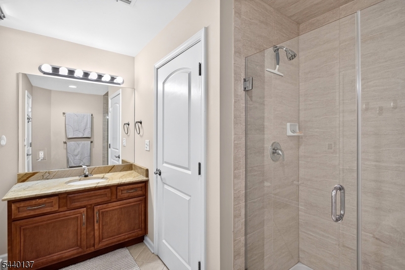 3 Harvey Ct 3