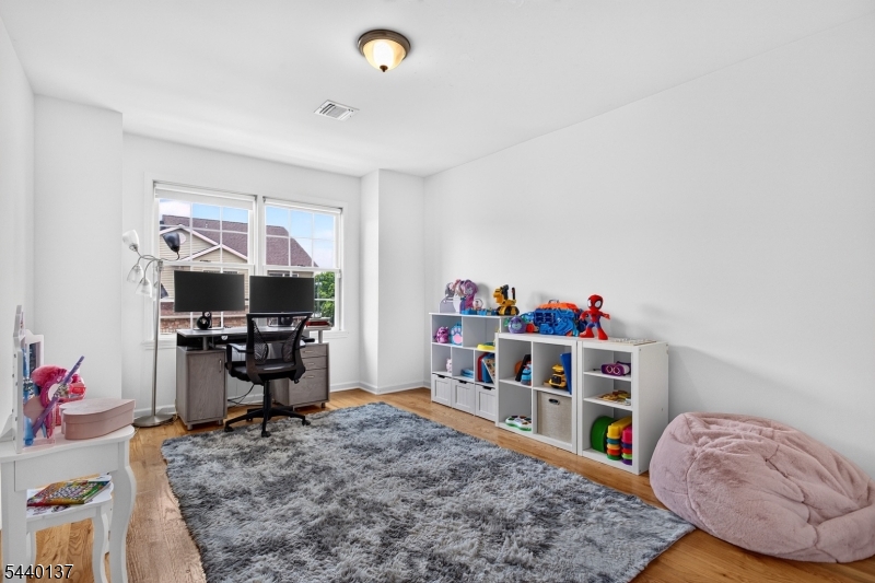 3 Harvey Ct 3