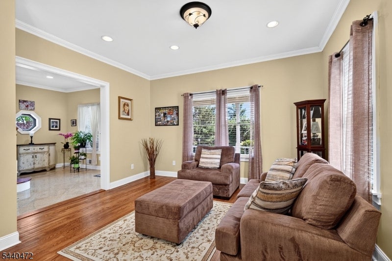 123 Gibson Blvd