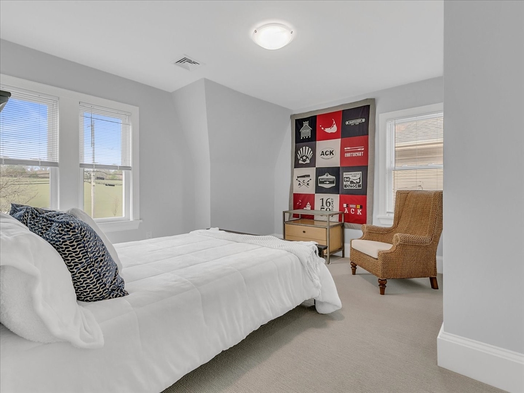 2031 Commonwealth Ave # 1