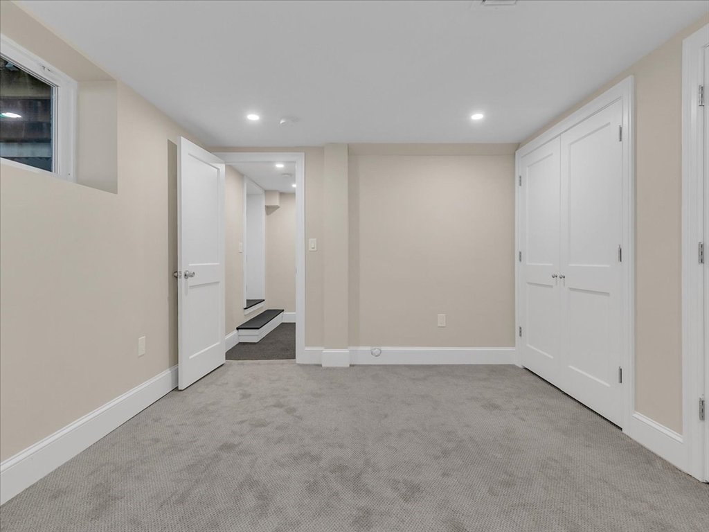 2031 Commonwealth Ave # 1