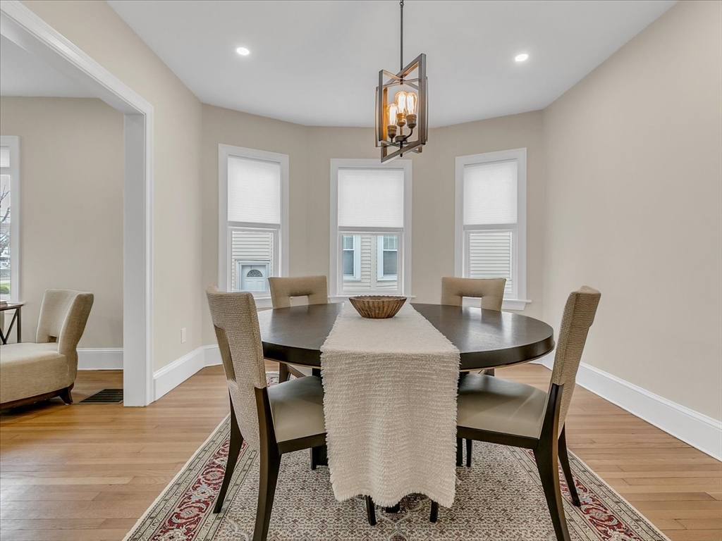 2031 Commonwealth Ave # 1