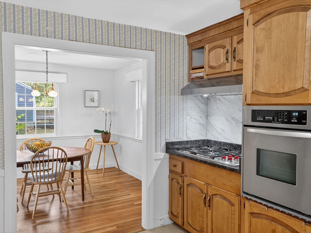 341 Pleasant St
