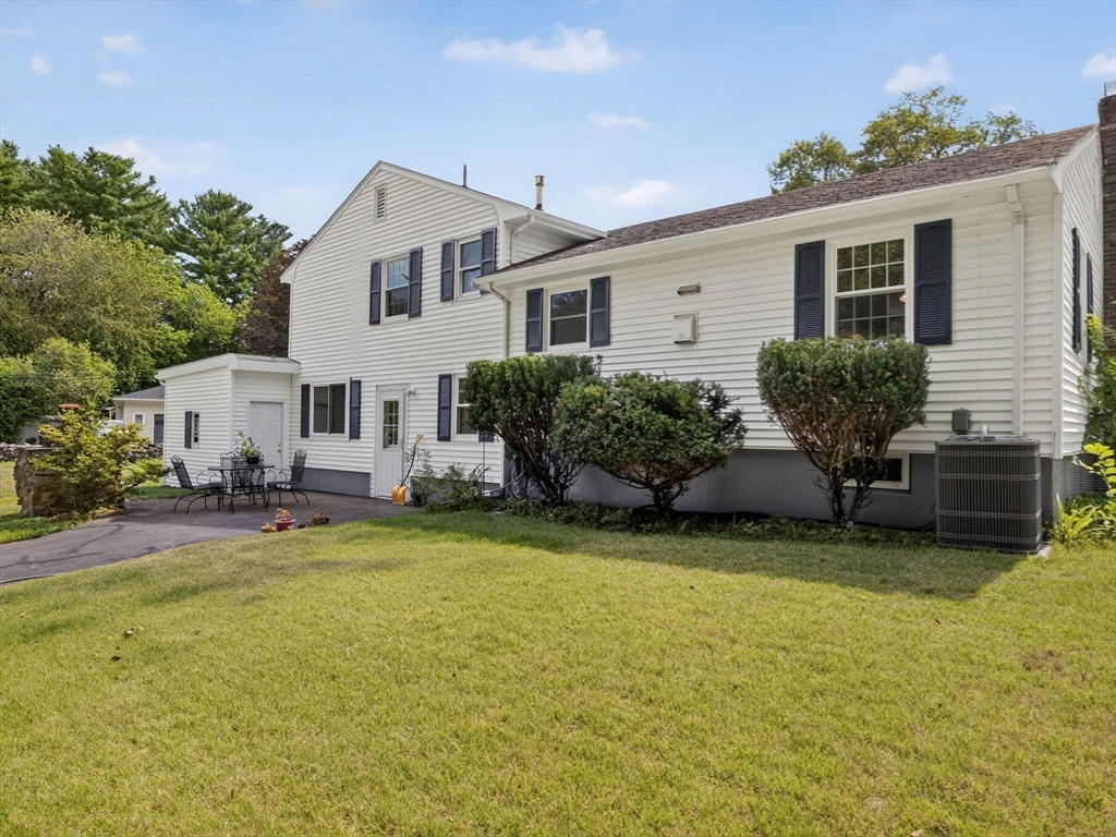 341 Pleasant St