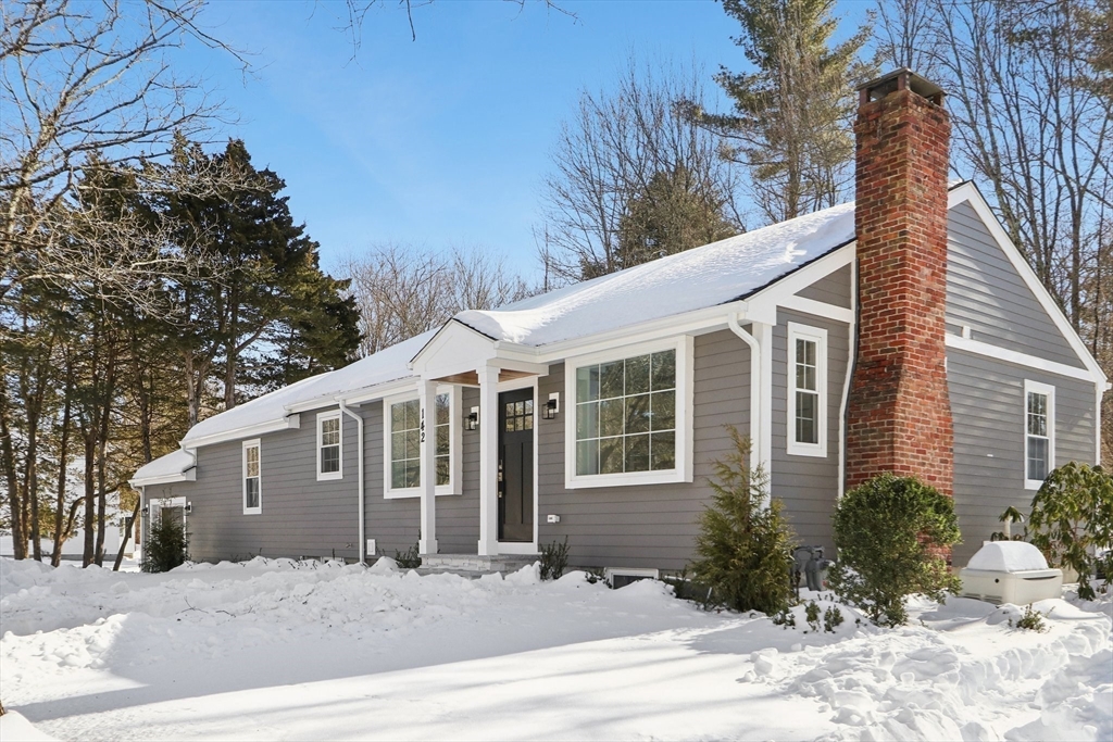 142 Bacon St