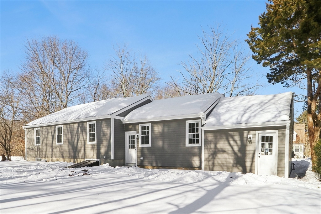 142 Bacon St
