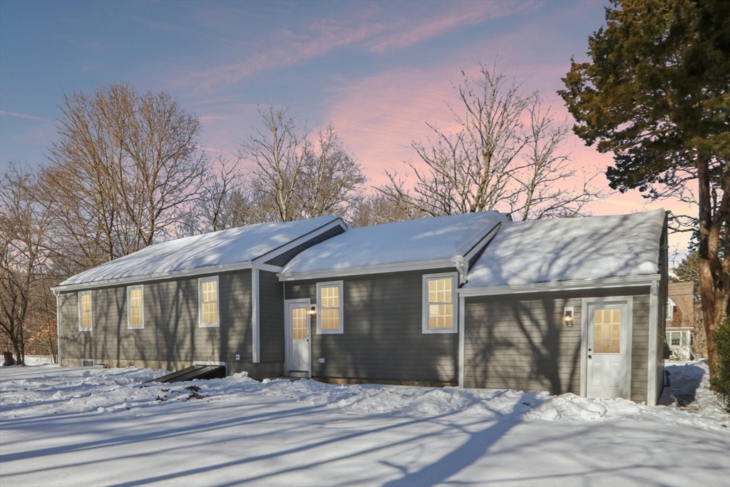 142 Bacon St