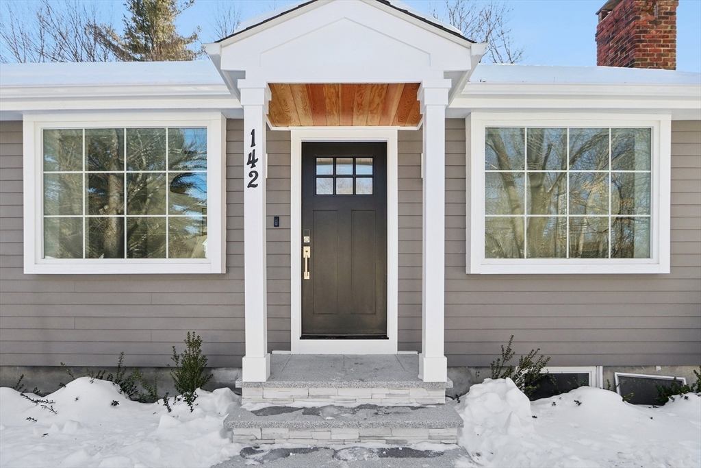 142 Bacon St