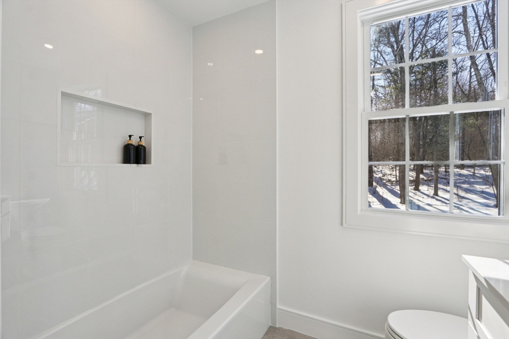 142 Bacon St