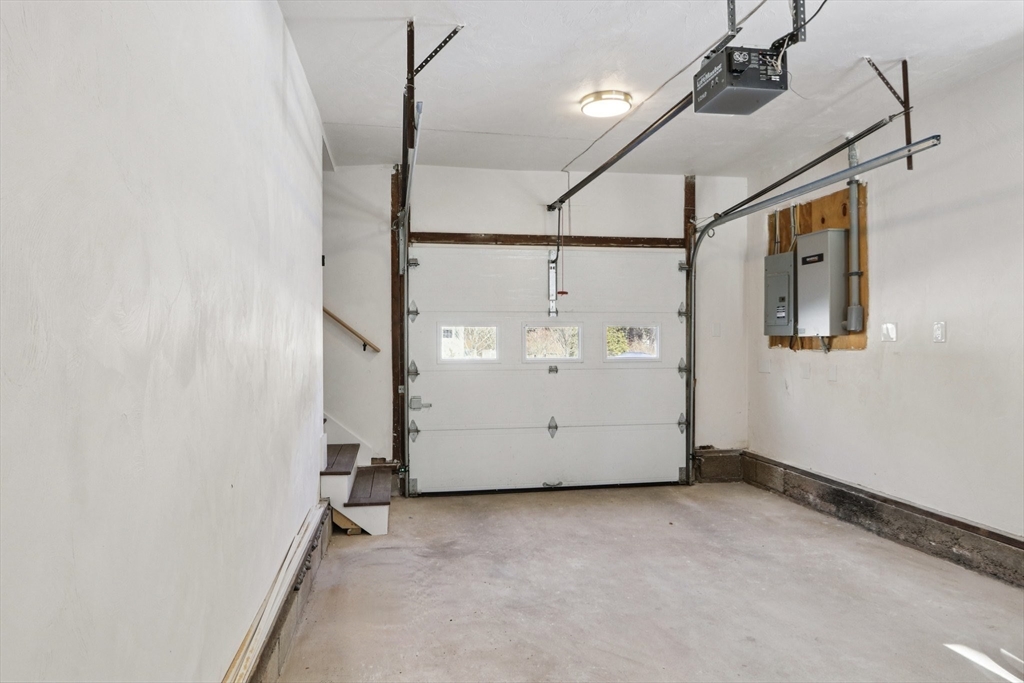 142 Bacon St