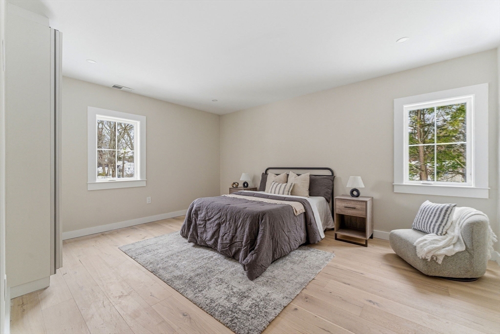 54 Pilgrim Rd