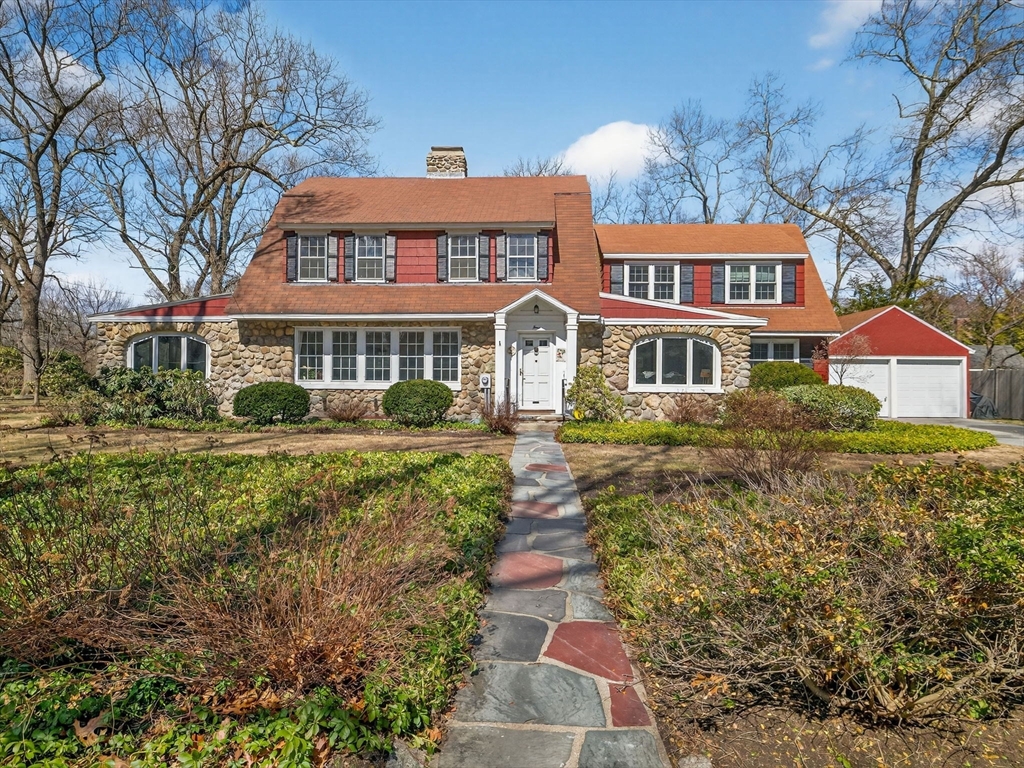 4 Fiske Rd