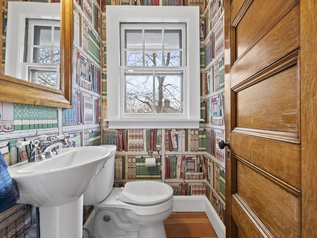70 Curve St