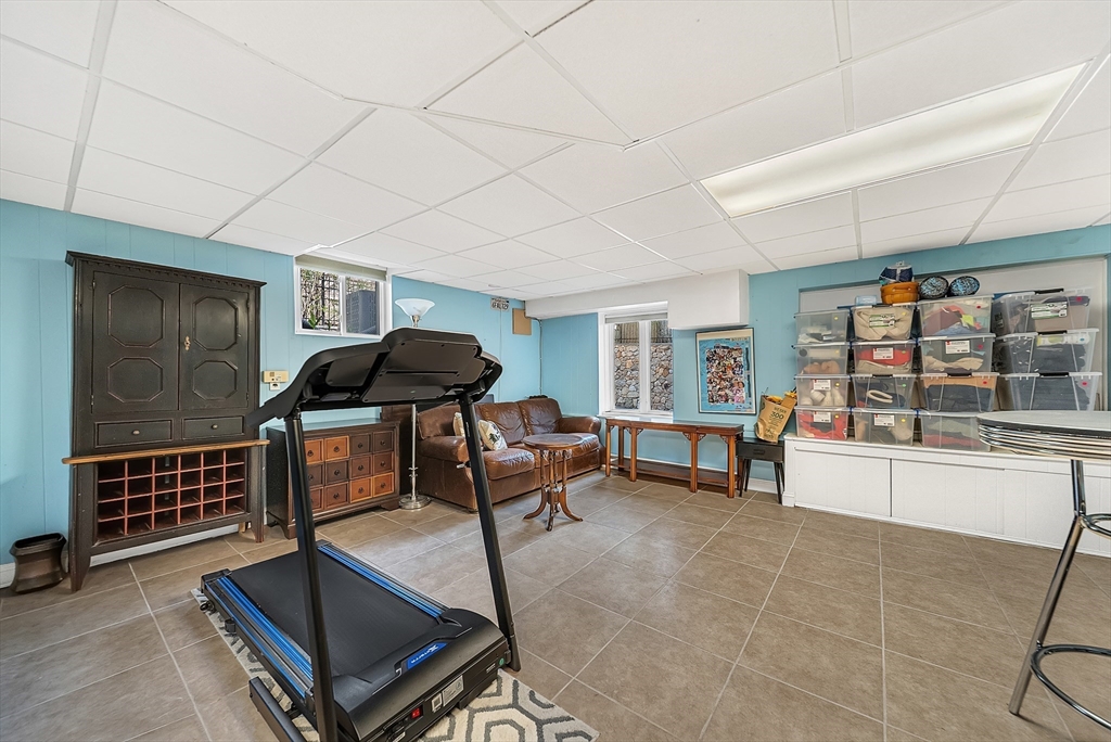 28 Emerson Rd