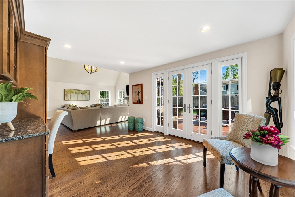 28 Emerson Rd