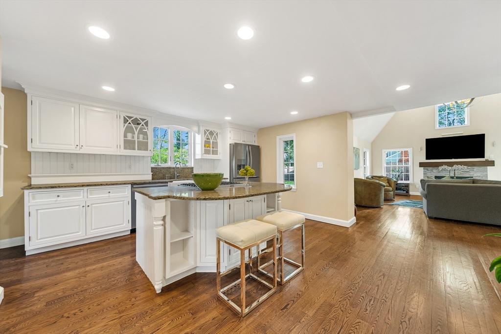 28 Emerson Rd