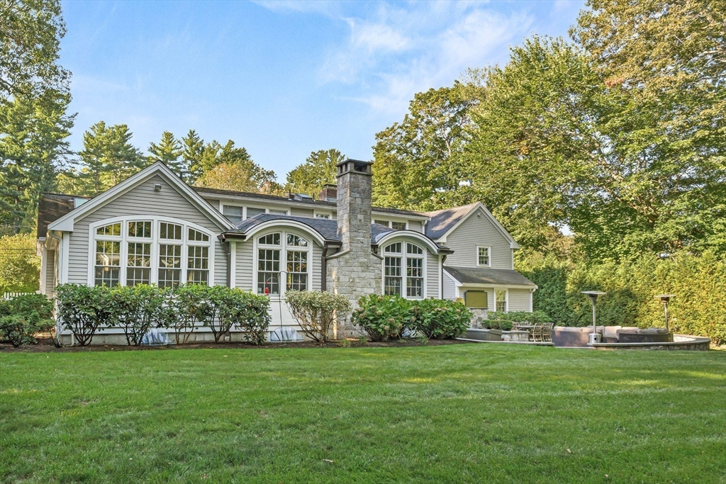 24 Radcliffe Rd