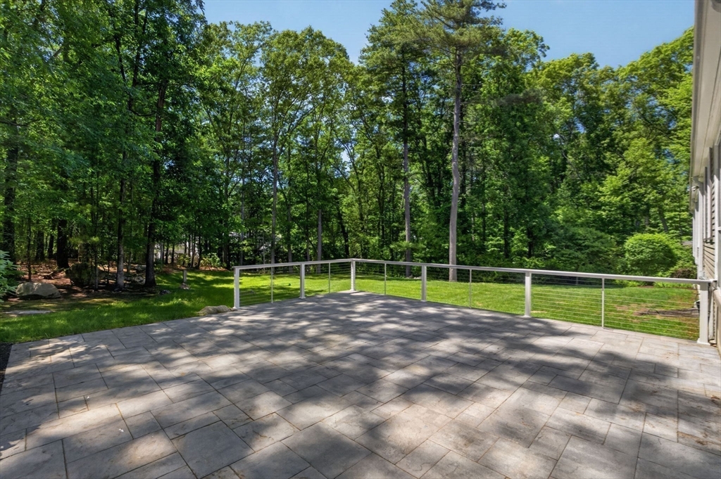 96 Draper Rd
