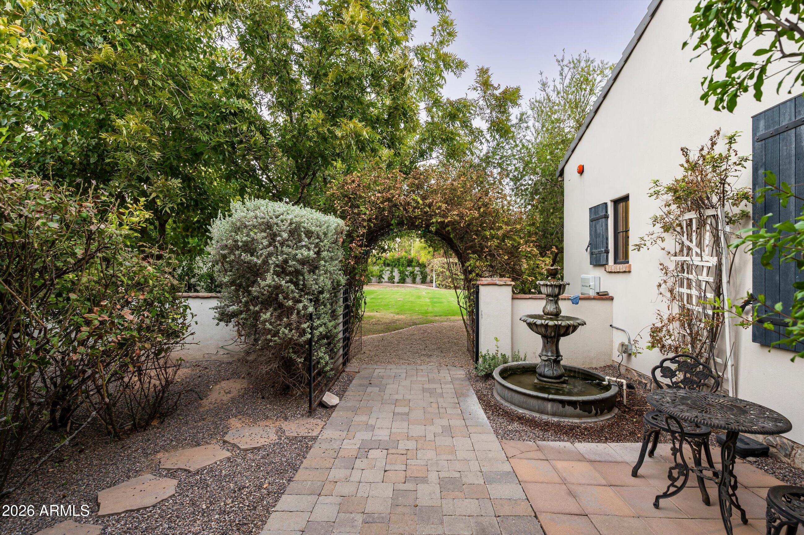4445 N 66th Street