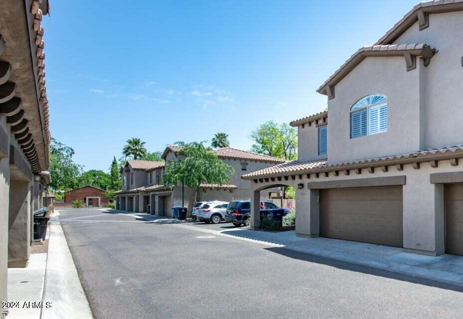 1120 S ASH Avenue, 1004