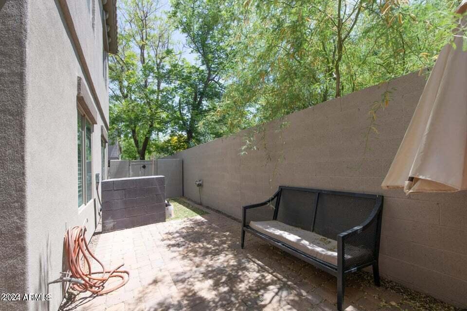 1120 S ASH Avenue, 1004