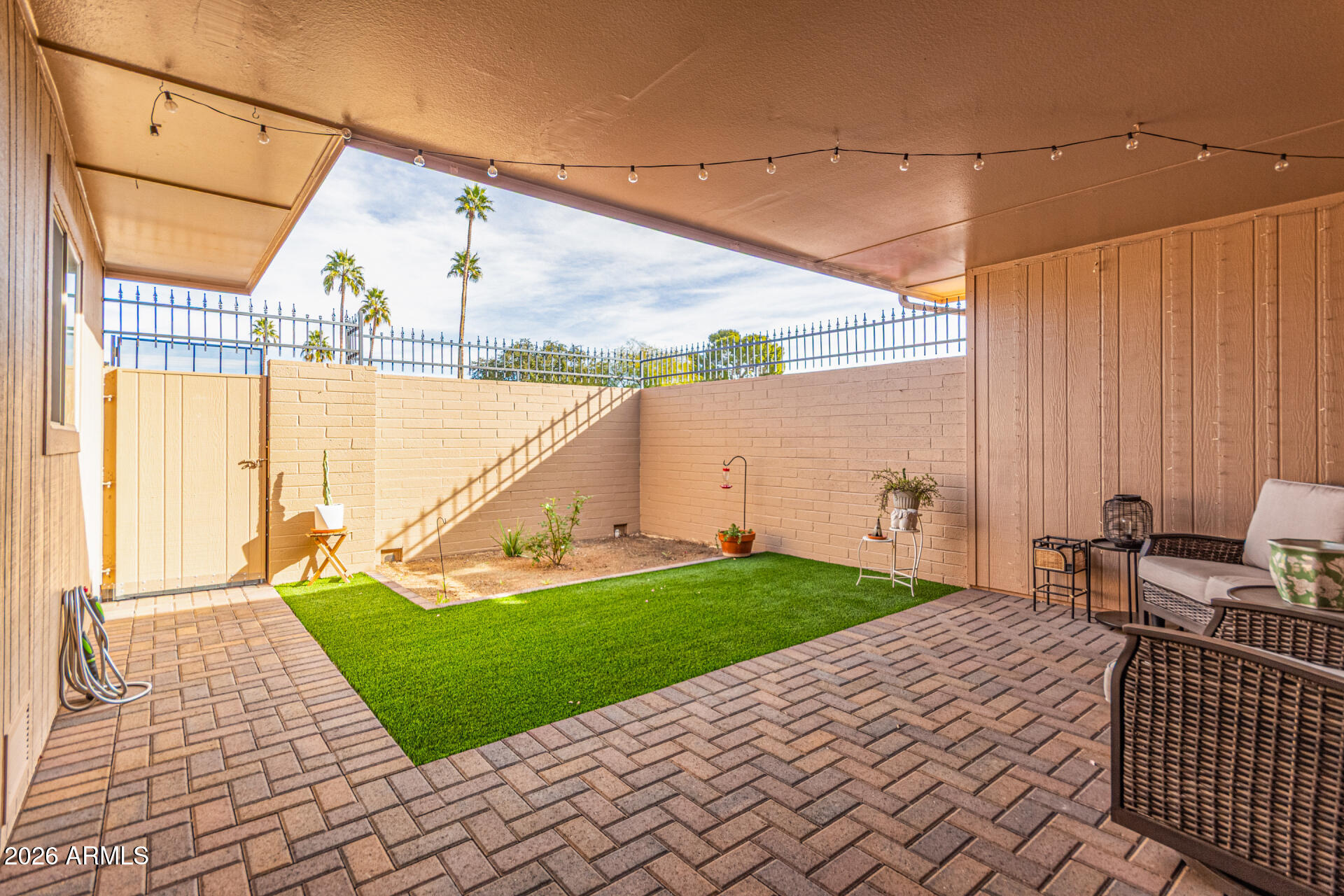 10902 W Topaz Drive
