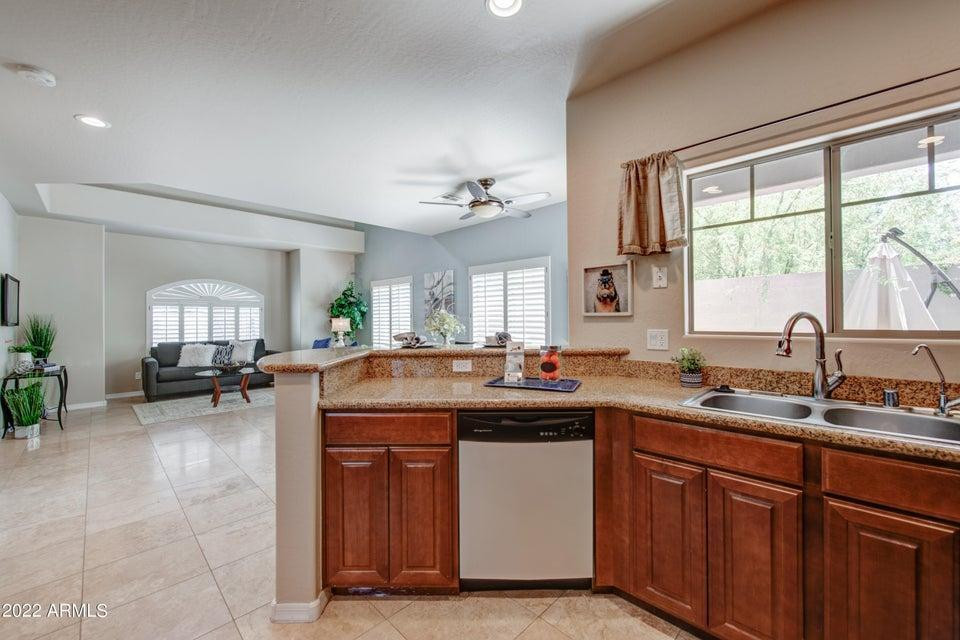 1120 S Ash Avenue Unit 1004