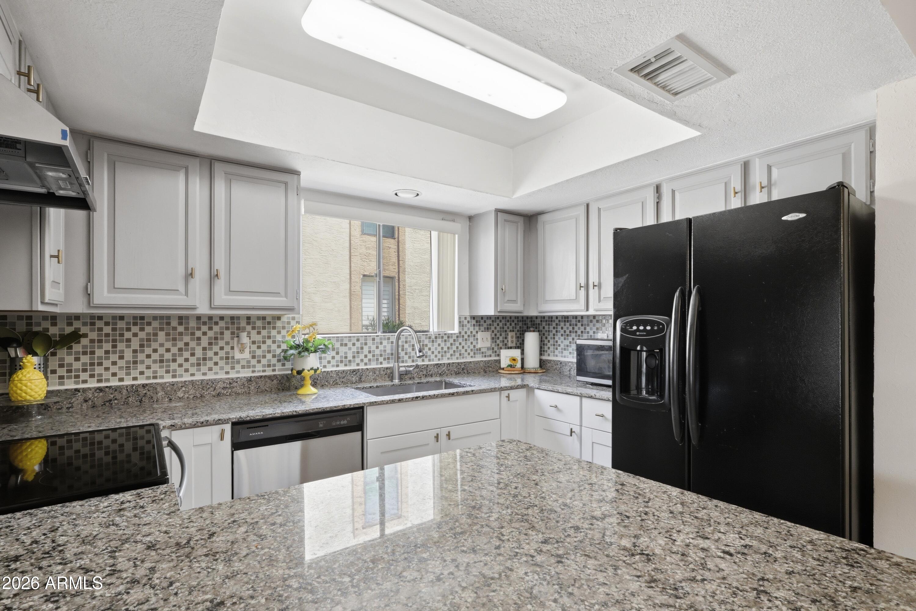 8651 E ROYAL PALM Road 133