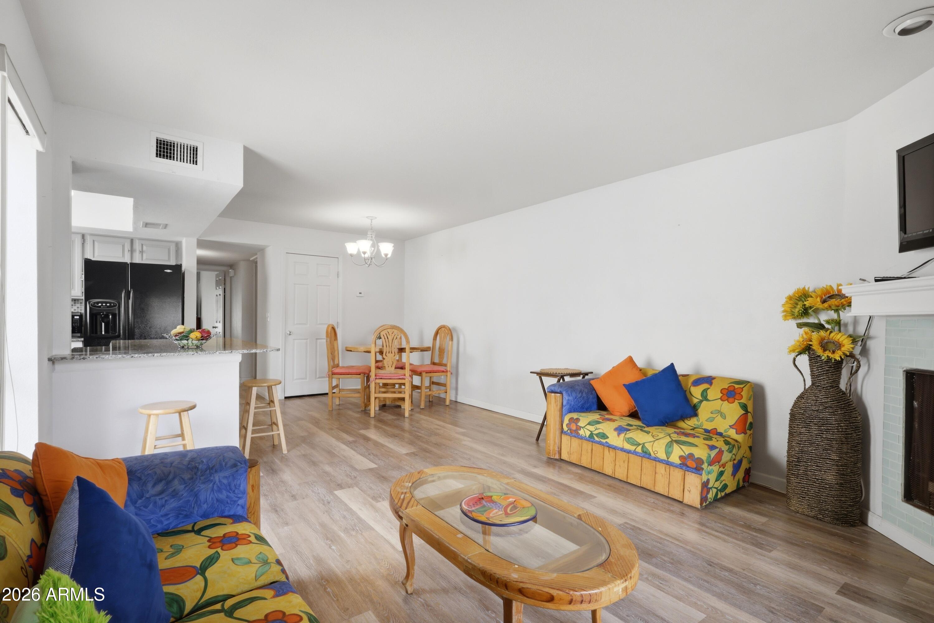8651 E ROYAL PALM Road 133