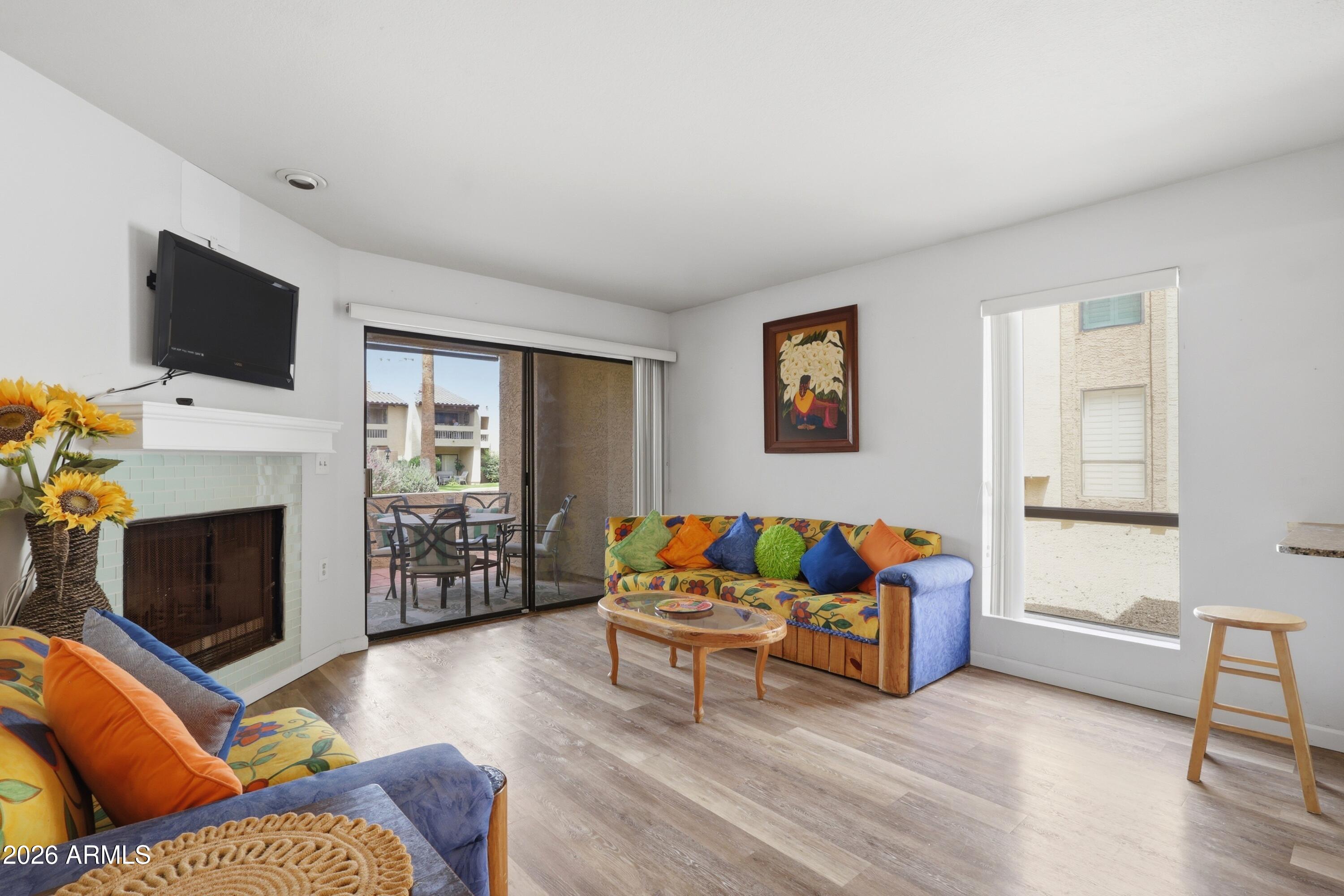 8651 E ROYAL PALM Road 133