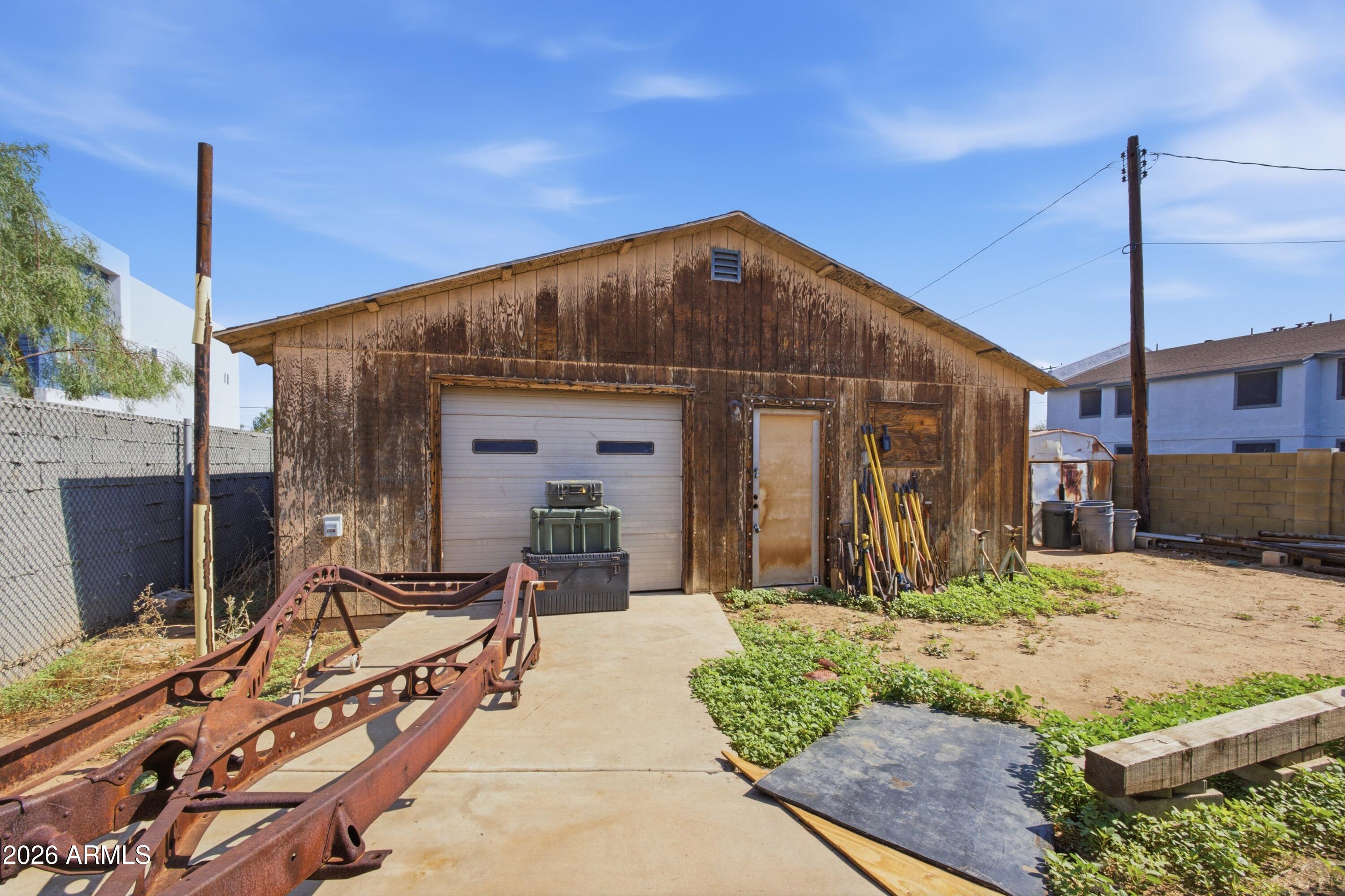 1650 E MONTE VISTA Road