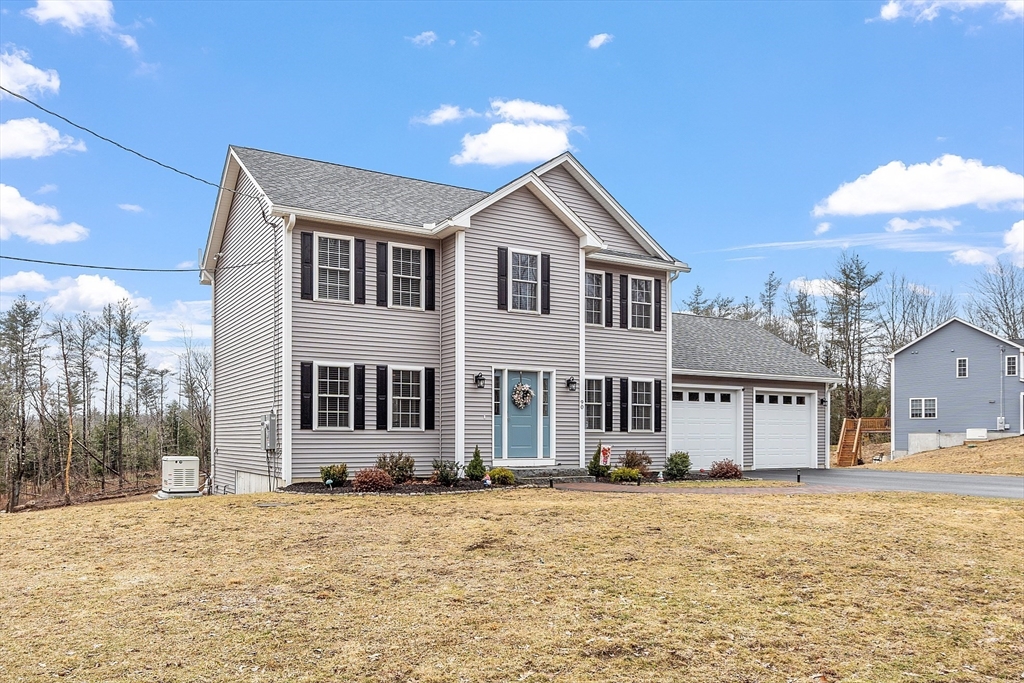 90 Royalston Road N