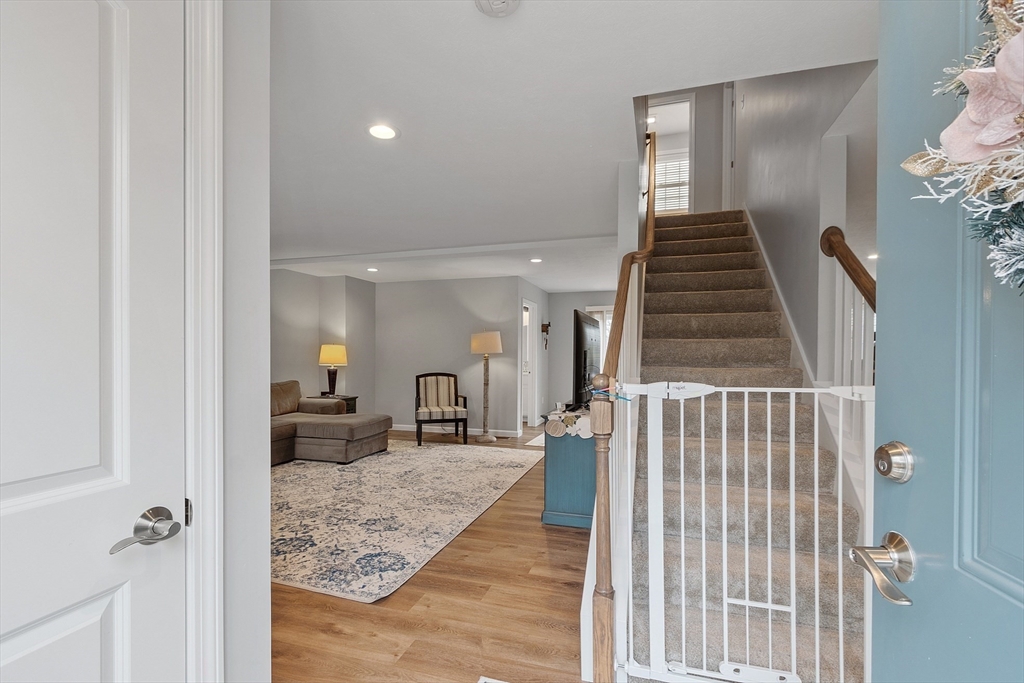 90 Royalston Road N