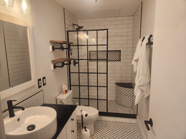 54 Green Street # 204