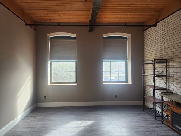 54 Green Street # 204